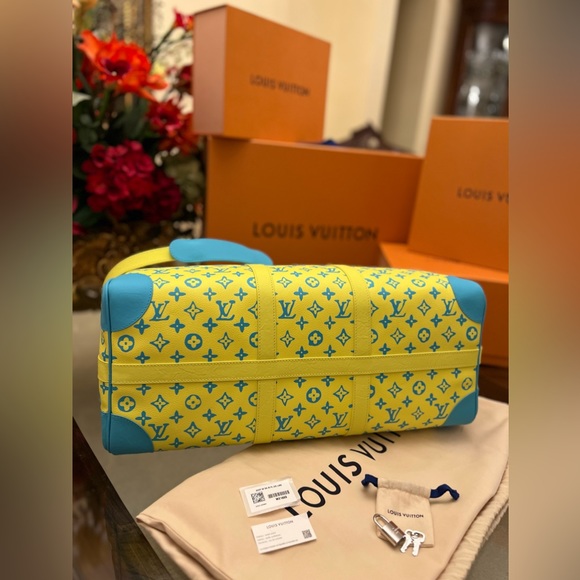 Louis Vuitton Keepall B 50 M21869 💯% Authentic Yellow/Turquoise DuffleBag - Picture 5 of 16